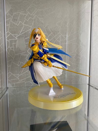 刀剑神域 爱丽丝篇	爱丽丝·滋贝鲁库