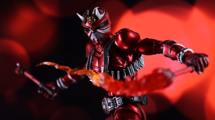 S.H.Figuarts（真骨雕制法）假面骑士响鬼红