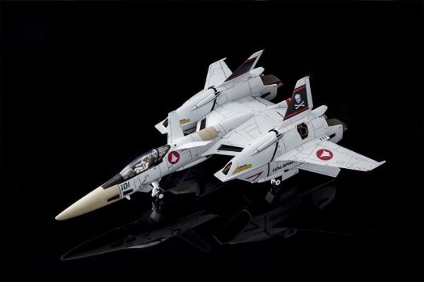 超时空要塞 FLASH BACK 2012 完全变形 VF-4A 闪电III 一条辉 搭乘机 Premium Finish