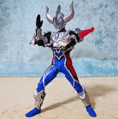 S.H.Figuarts 捷德奥特曼 豪勇形态