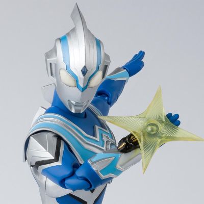 S.H.Figuarts 泰迦奥特曼 风马奥特曼