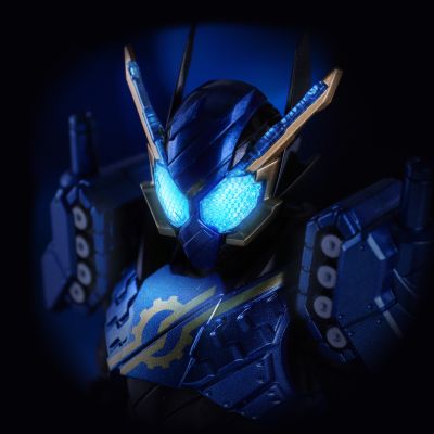 S.H.Figuarts 假面骑士：创骑 假面骑士创骑 双坦形态