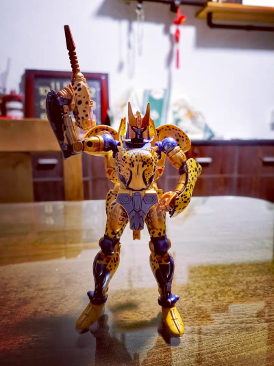 变形金刚MP系列 (MP-34) 超能勇士 黄豹勇士