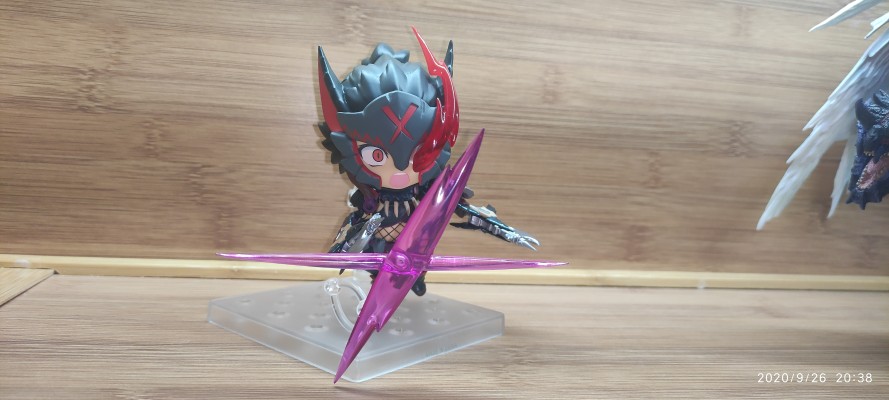 粘土人#1284‐DX 怪物猎人：世界 女猎人 迅龙α DX