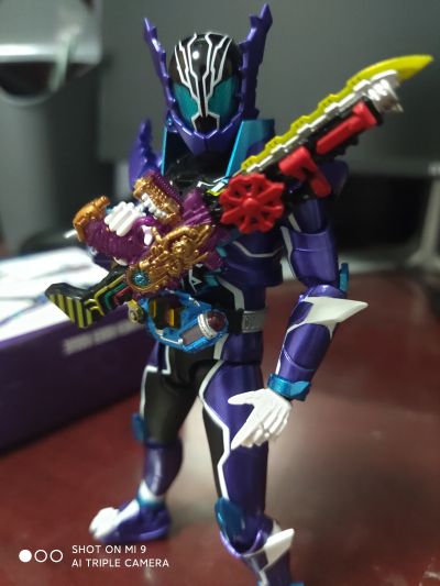 S.H.Figuarts  假面骑士恶霸