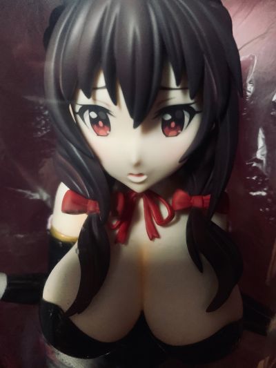 B-style 	为美好的世界献上祝福！ 达斯提尼斯·福特·拉拉蒂娜