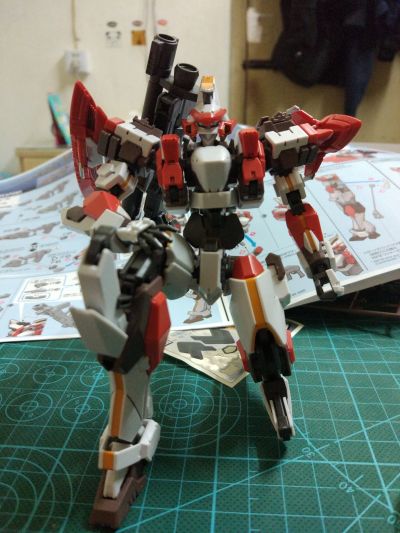 HG 1/60 全金属狂潮 Invisible Victory 烈焰魔剑 Ver.IV 