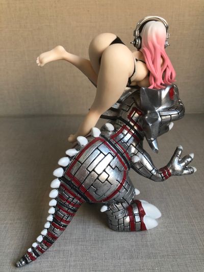 压泡面手办 超级索尼子 索尼子 Rinyaa Aru!