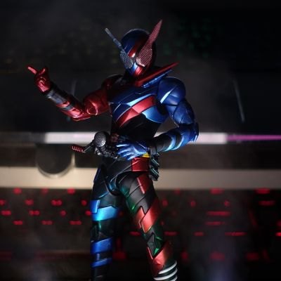 S.H.Figuarts 假面骑士创骑 兔子坦克形态  [BEST SELECTION]