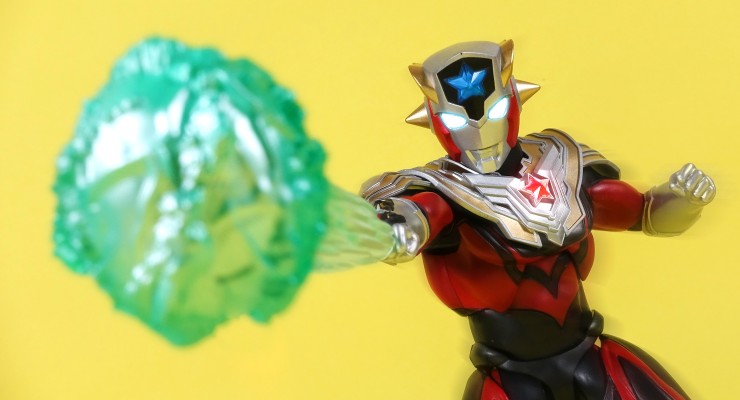 S.H.Figuarts 泰迦奥特曼 泰塔斯奥特曼