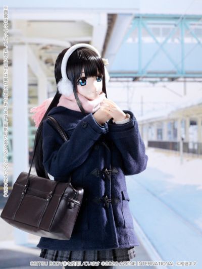 AZONE原创娃娃 和遥树奈学校制服收藏 真寻