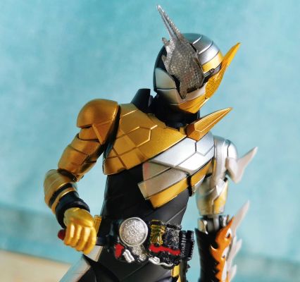 S.H.Figuarts  假面骑士创骑 实验形态  （兔子巨龙形态）