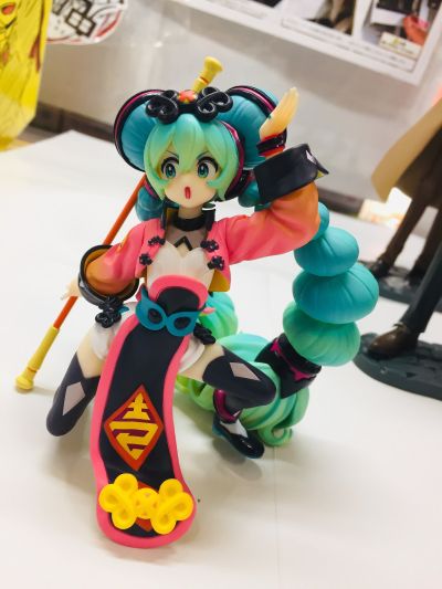 压泡面手办 VOCALOID 初音未来 -中国风-