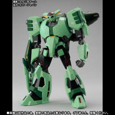 ROBOT魂  机动戦士Z高达 PMX-002波里诺克・萨曼
