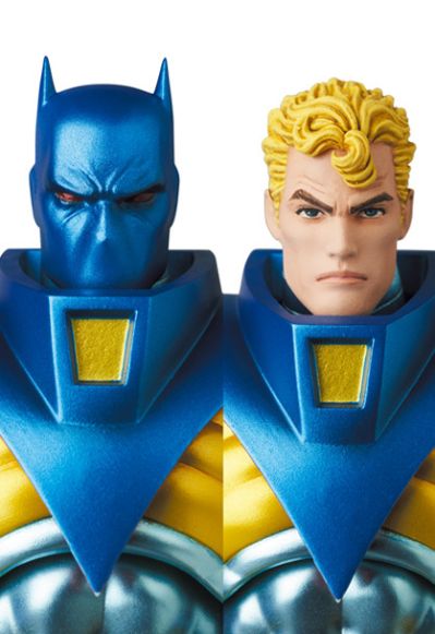 MAFEX No.144 蝙蝠侠：骑士陨落 蝙蝠侠