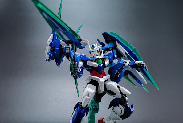 RG 机动战士高达00V  量子型00高达 全刃式