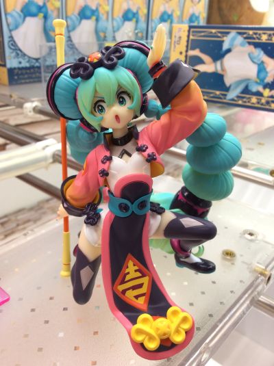 压泡面手办 VOCALOID 初音未来 -中国风-