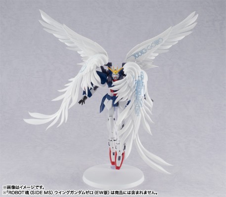 ROBOT魂 新机动戦记高达W: ENDLESS WALTZ ウイング高达ゼロカスタム