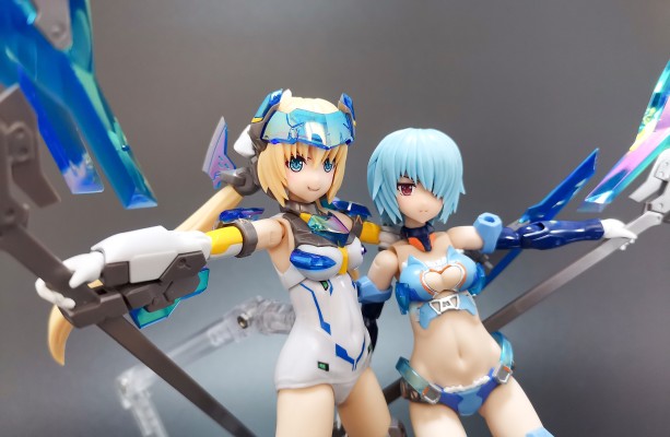 机甲少女 魔鹫 比基尼装甲版