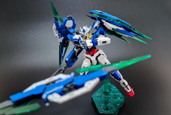 RG 机动战士高达00V  量子型00高达 全刃式