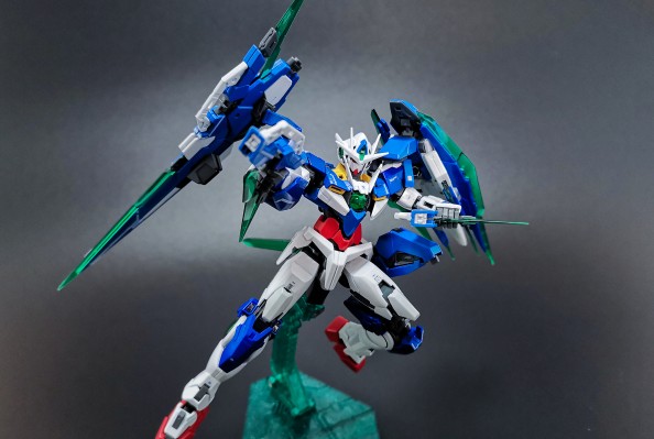 RG 机动战士高达00V  量子型00高达 全刃式