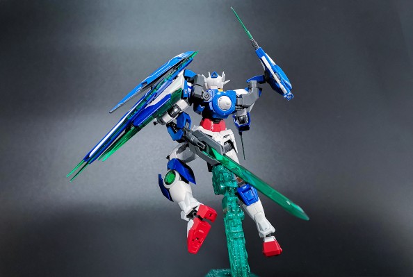 RG 机动战士高达00V  量子型00高达 全刃式