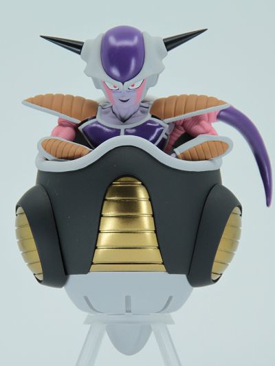 S.H.Figuarts  弗利萨 第一形态 ＆ 弗利萨飞船