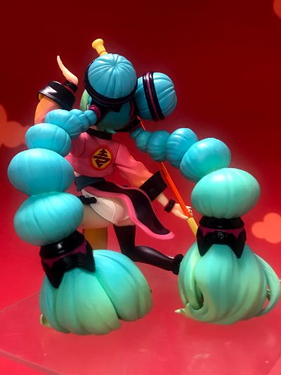 压泡面手办 VOCALOID 初音未来 -中国风-