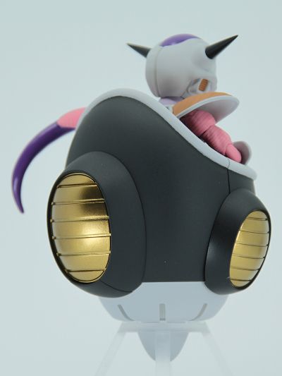 S.H.Figuarts  弗利萨 第一形态 ＆ 弗利萨飞船