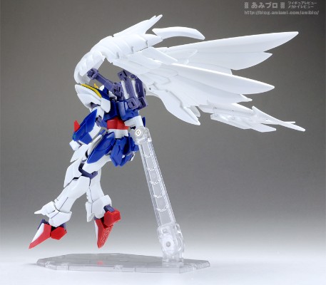 ROBOT魂 新机动戦记高达W: ENDLESS WALTZ ウイング高达ゼロカスタム