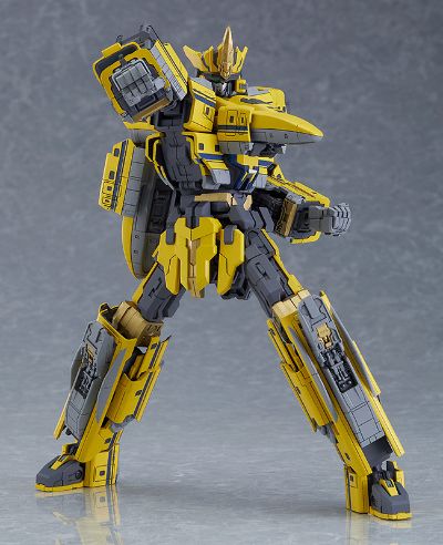 Moderoid 新干线变形机器人 SHINKALION 新干线战士E5×黄医生号