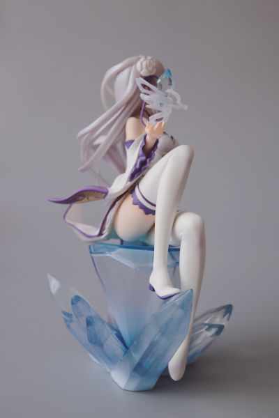 Re：从零开始的异世界生活  爱蜜莉雅