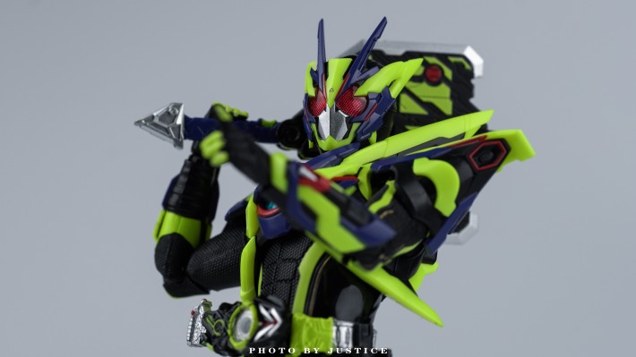 S.H.Figuarts 假面骑士零一 假面骑士零一 闪耀突击飞蝗