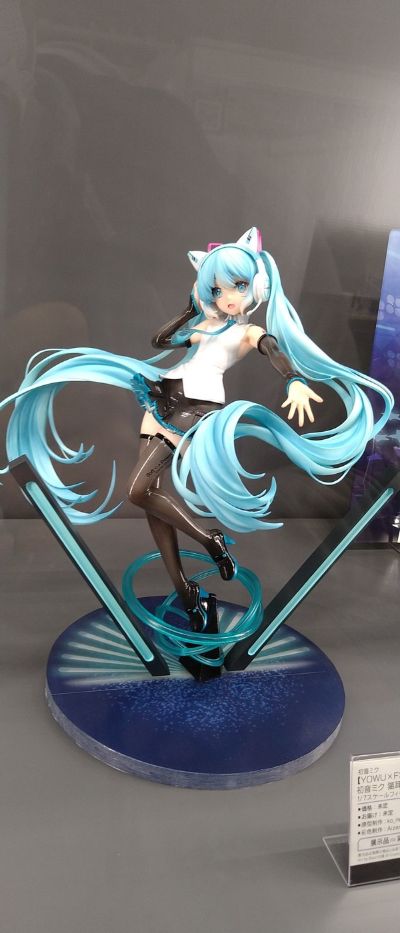 初音未来 猫耳耳机