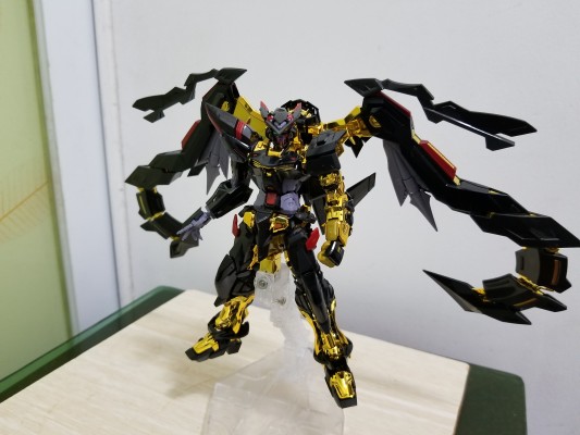 RG 机动战士高达SEED ASTRAY 异端高达金色机天