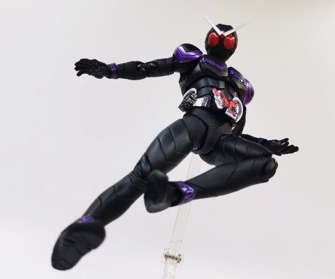 S.H.Figuarts(真骨雕制法)  假面骑士王牌