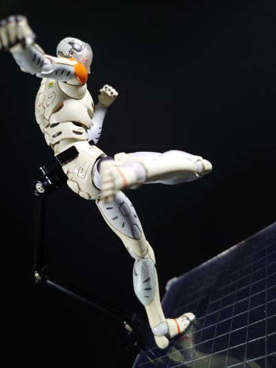 东亚重工 合成人类