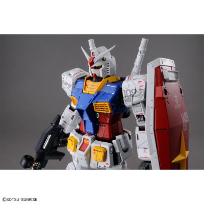 PG UNLEASHED 1/60  RX-78-2 高达