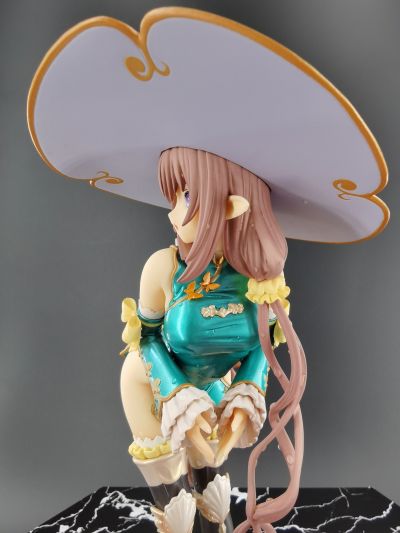 光明之响 琳娜・梅菲尔德