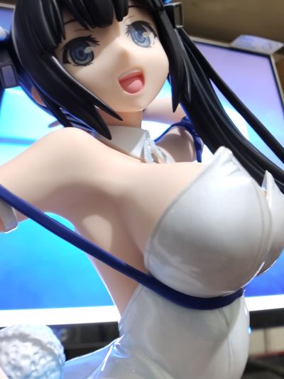 B-style 期待在地下城邂逅有错吗2 赫斯缇雅 兔女郎