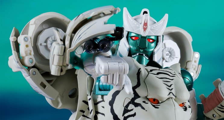 变形金刚MP系列 MP-50 白虎 (超能勇士)