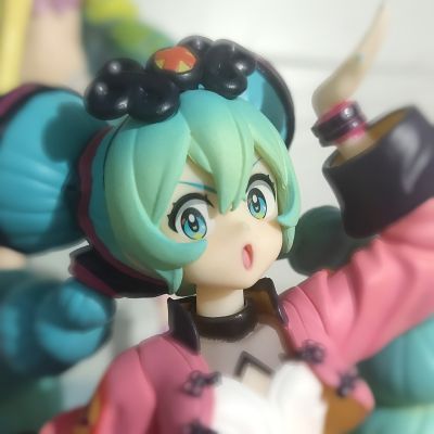 压泡面手办 VOCALOID 初音未来 -中国风-