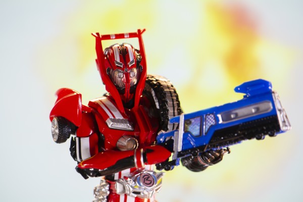 S.H.Figuarts 假面骑士驰骑 假面骑士驰骑 特莱多隆型