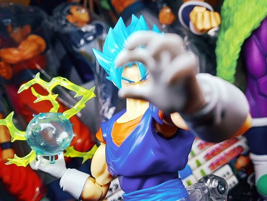 S.H.Figuarts 龙珠超 贝吉特 超级赛亚人之神 Super