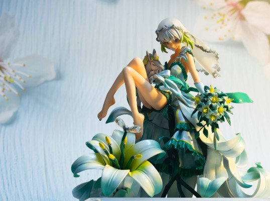 百合精 MadannaLily