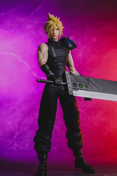 PlayArts改 最终幻想VII 重制版 克劳德・史特莱夫 Event Limited Edition