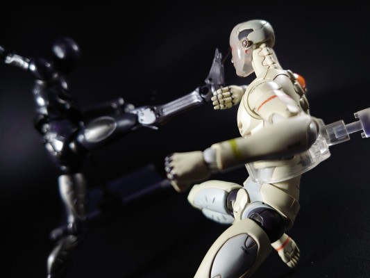 东亚重工 合成人类