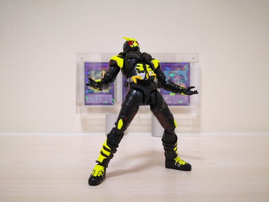 S.H.Figuarts 剧场版 假面骑士 令和 第一世代 假面骑士零零一