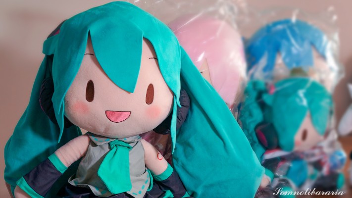 巨大软绵绵毛绒 VOCALOID 初音未来 雪未来