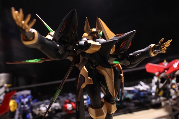 ROBOT魂  CODE GEASS 反叛的鲁路修 IFX-V301 高文 黑色革命